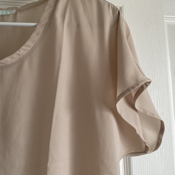 Blouse - Picture 2 of 3